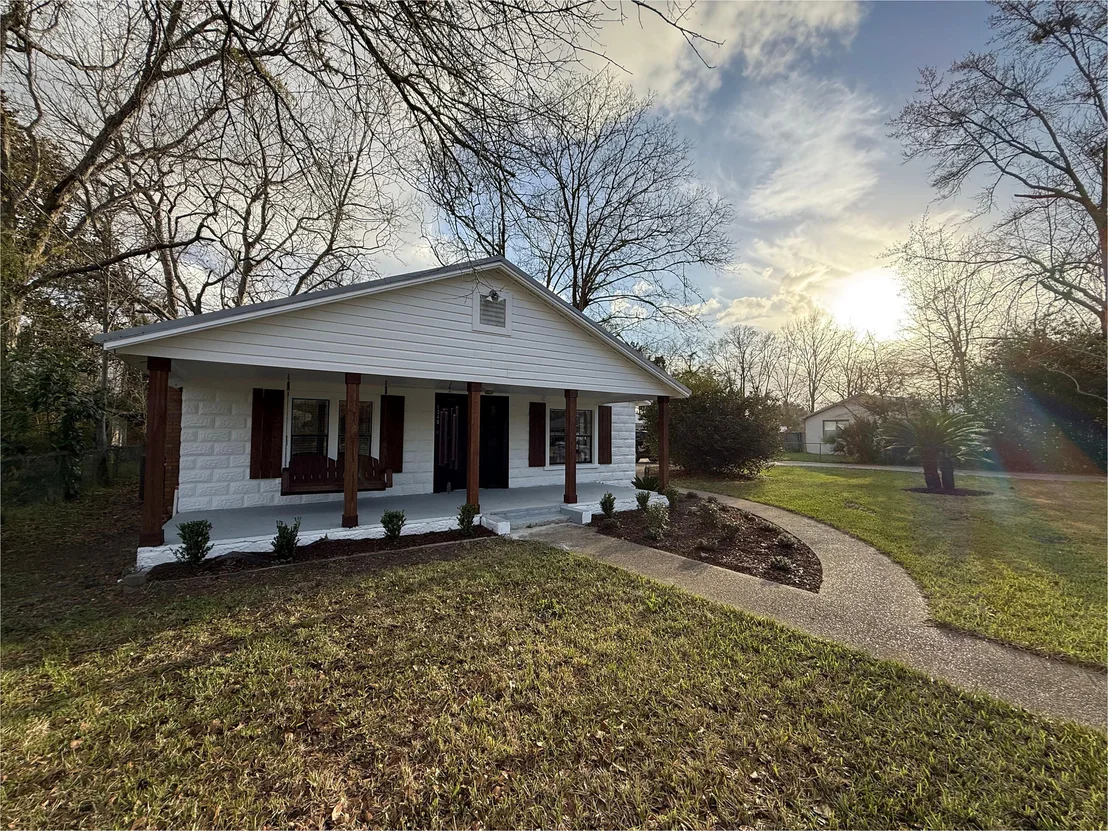 Photo of 1340 Georgia Avenue