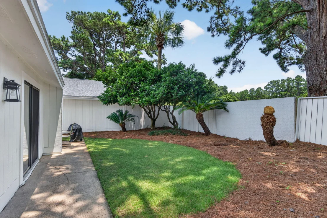 Photo of 485 W Linkside Place