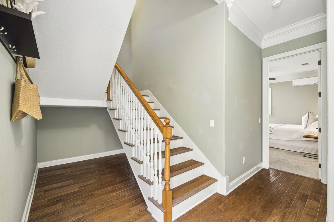 Photo of 123 Grande Pointe Drive