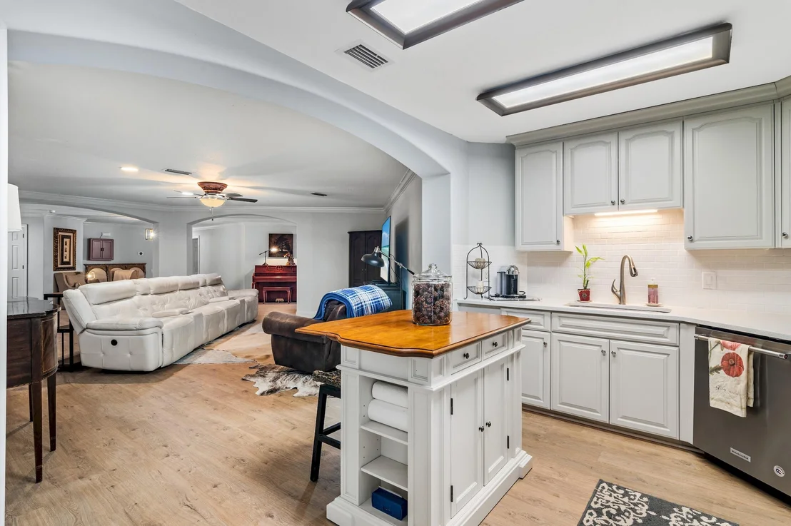 Photo of 442 Regatta Bay Boulevard