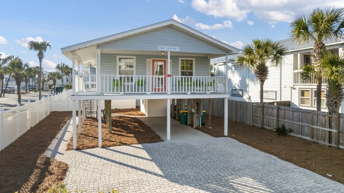 Photo of 66 Pompano Street
