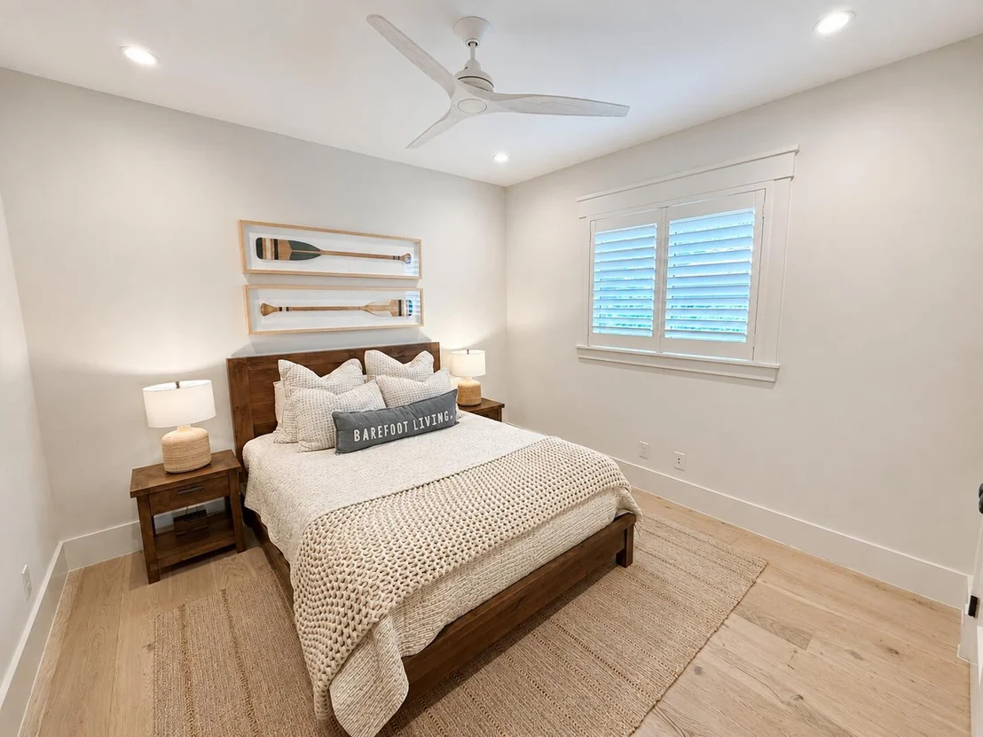 Photo of 932 Shore Drive