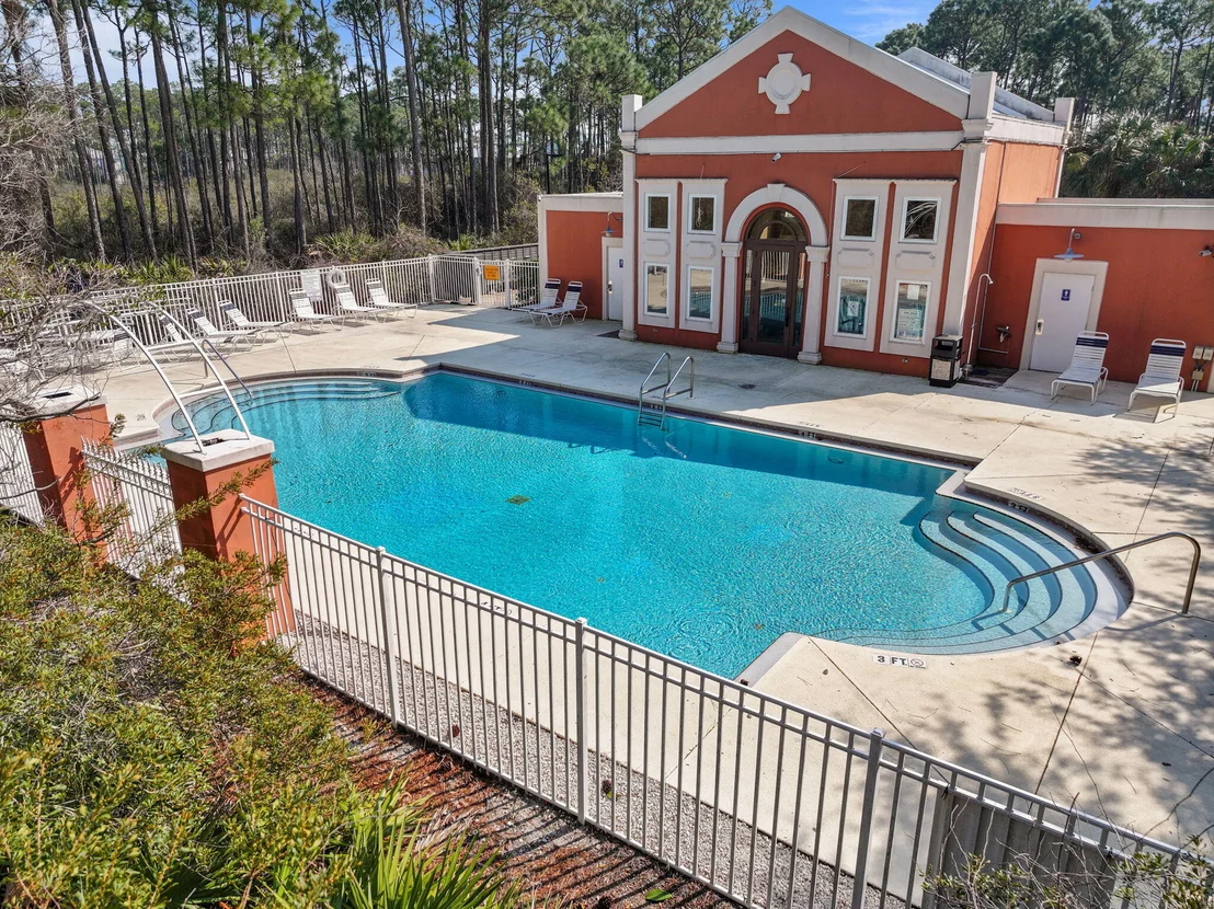 Photo of 18 Lakeland Drive