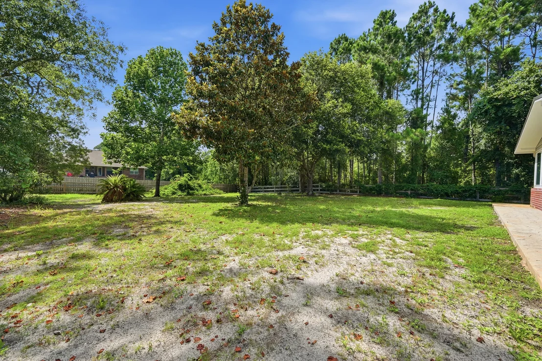Photo of 2017 Candlewood Drive
