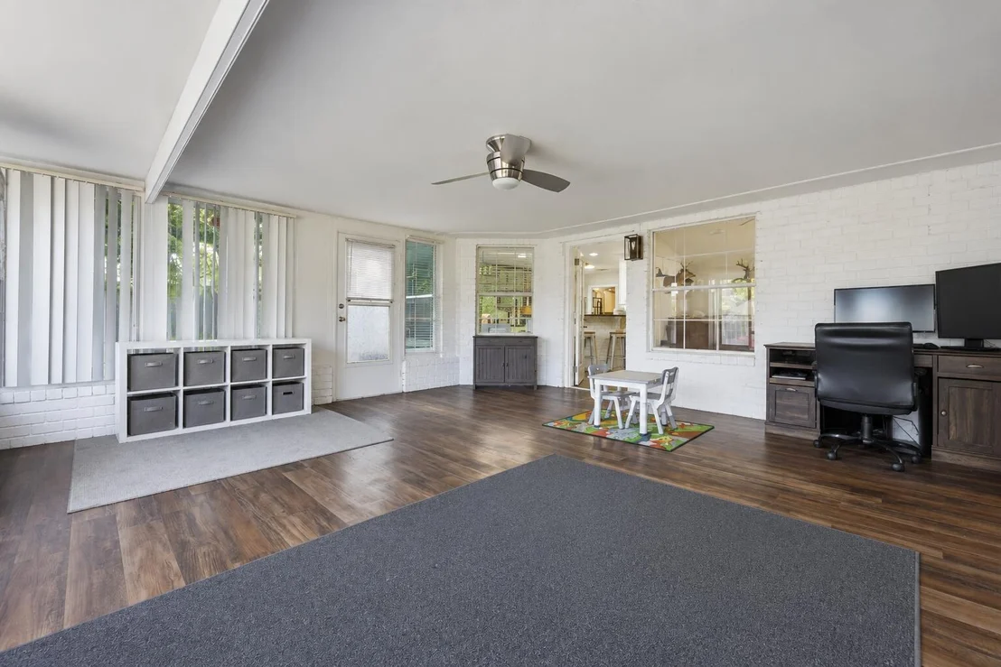 Photo of 3479 Willow Lane