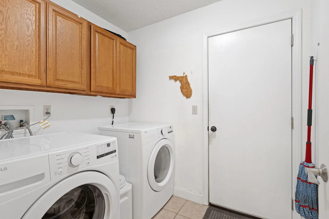 Photo of 8816 Kiwi Place