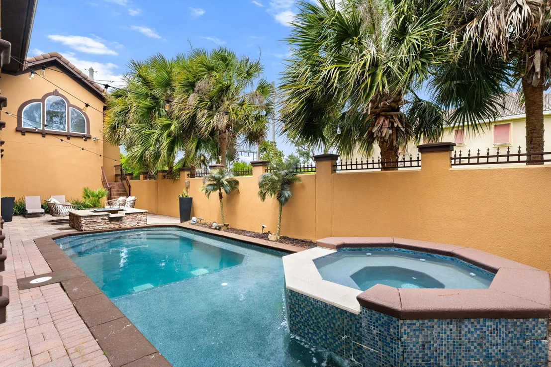 Photo of 4598 Paradise Isle
