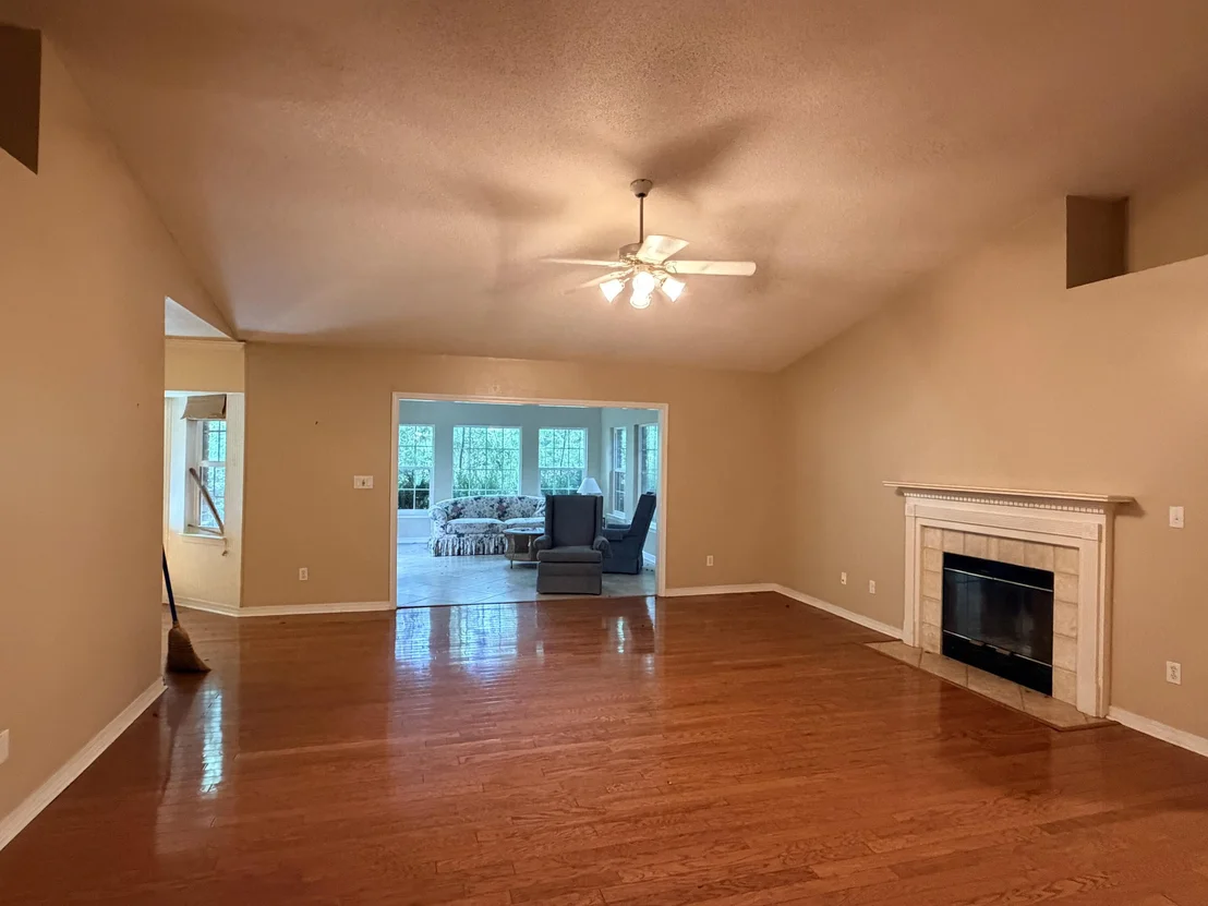 Photo of 4412 Southminster Circle
