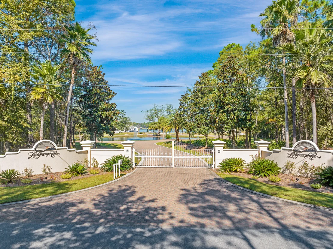 Photo of 104 Lagrange Cove Circle