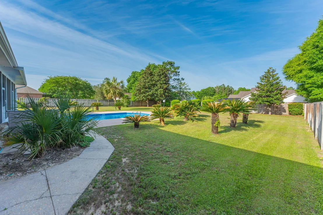 Photo of 5552 Frontier Drive