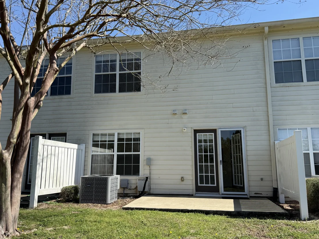 Photo of 731 Majestic Drive