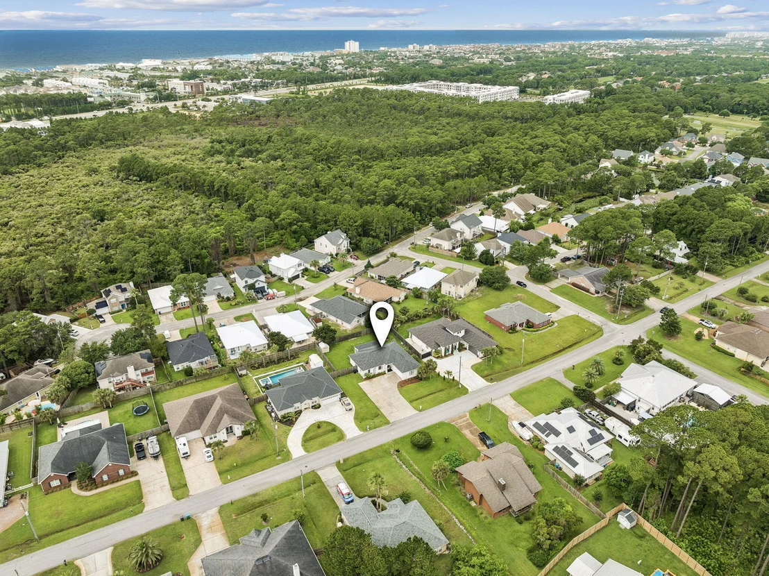 Photo of 1025 Forest Shore Drive