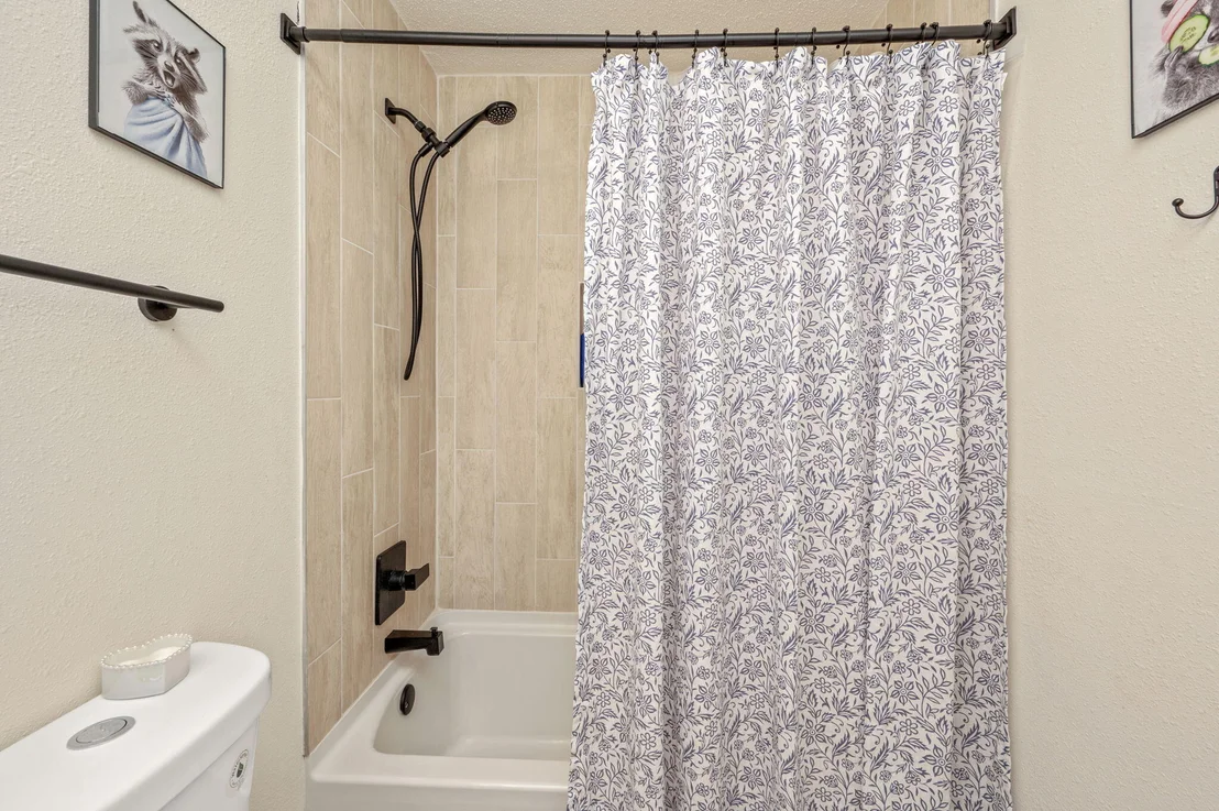 Photo of 6118 Buck Ward Road