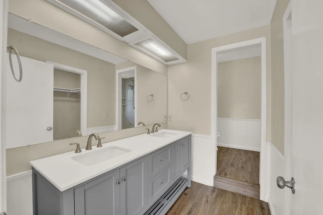 Photo of 645 Carr Drive