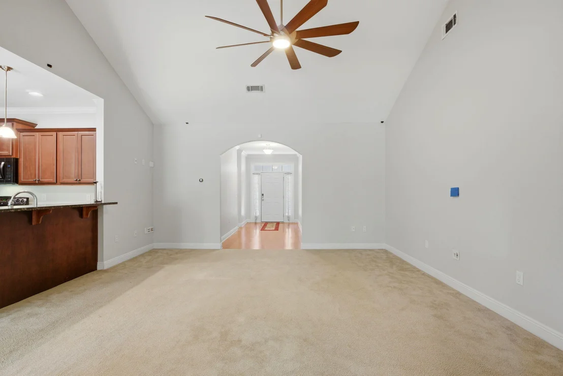 Photo of 106 Crab Apple Avenue