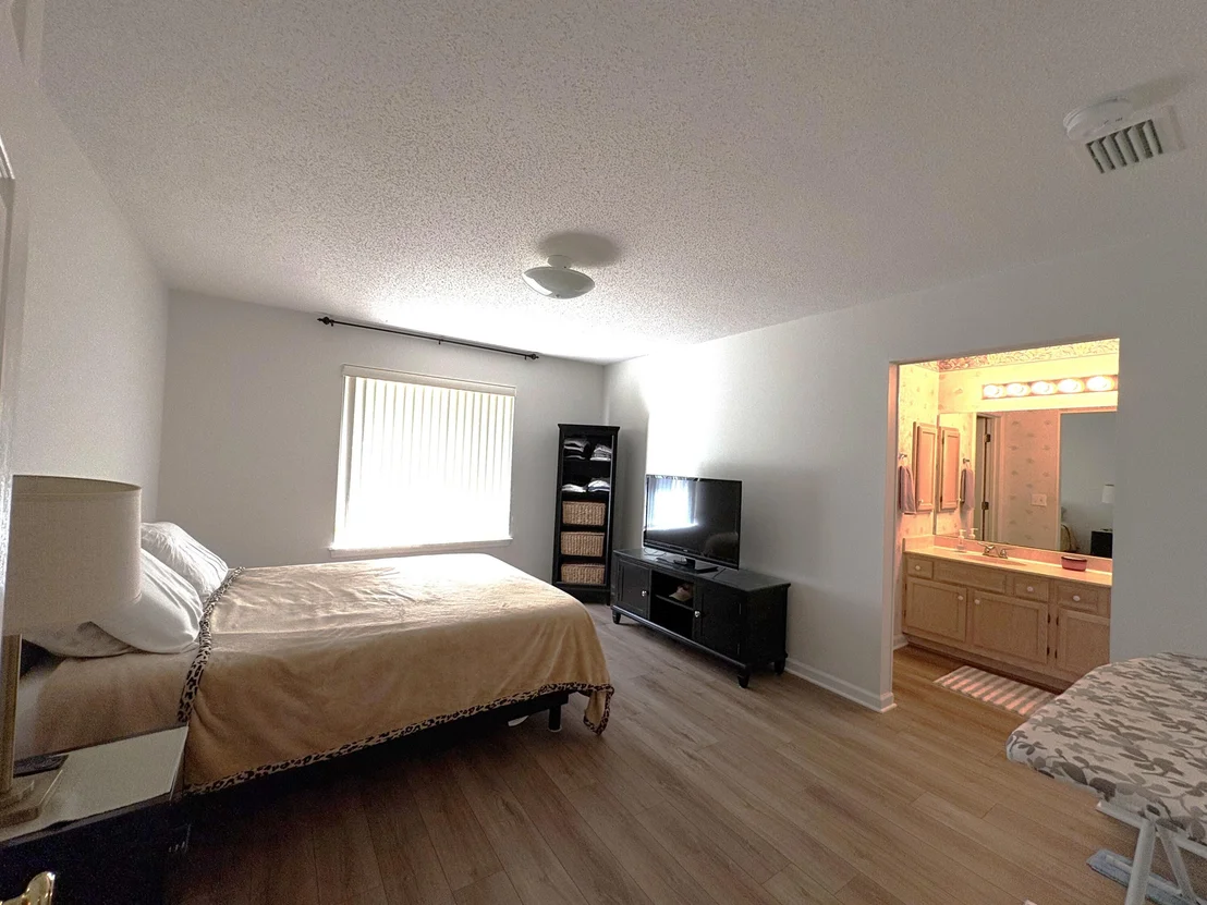 Photo of 110 Poplar Place
