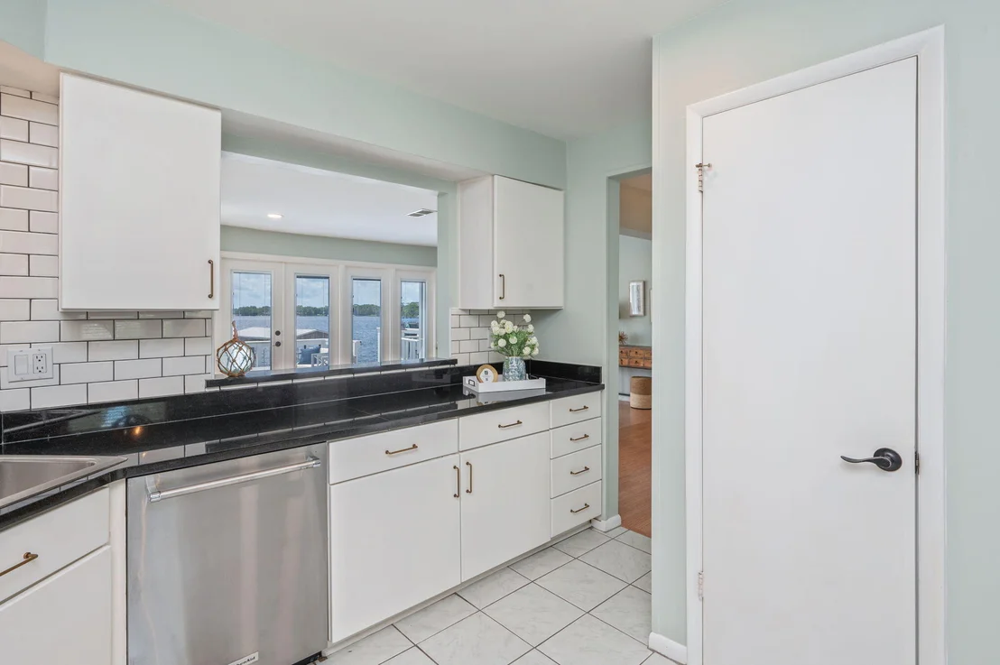 Photo of 3 Bayshore Point