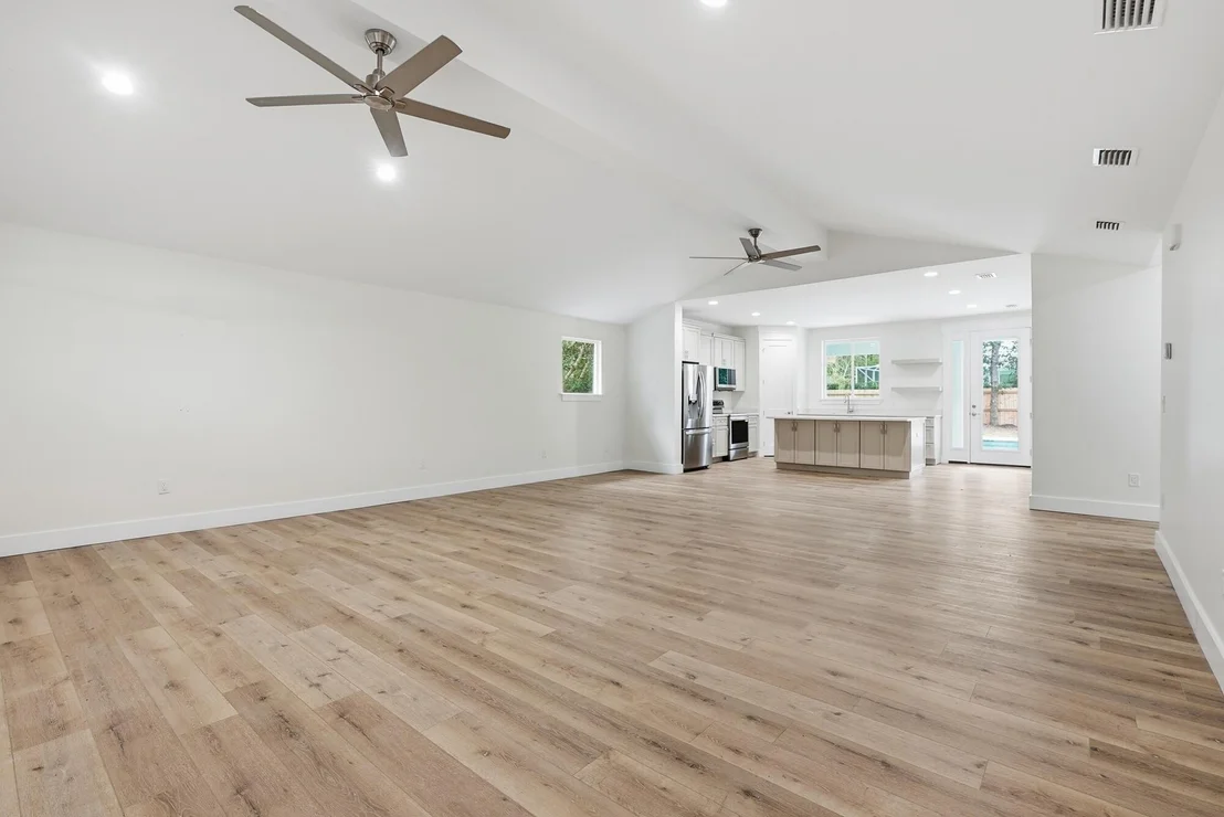 Photo of 465 Seacrest Drive
