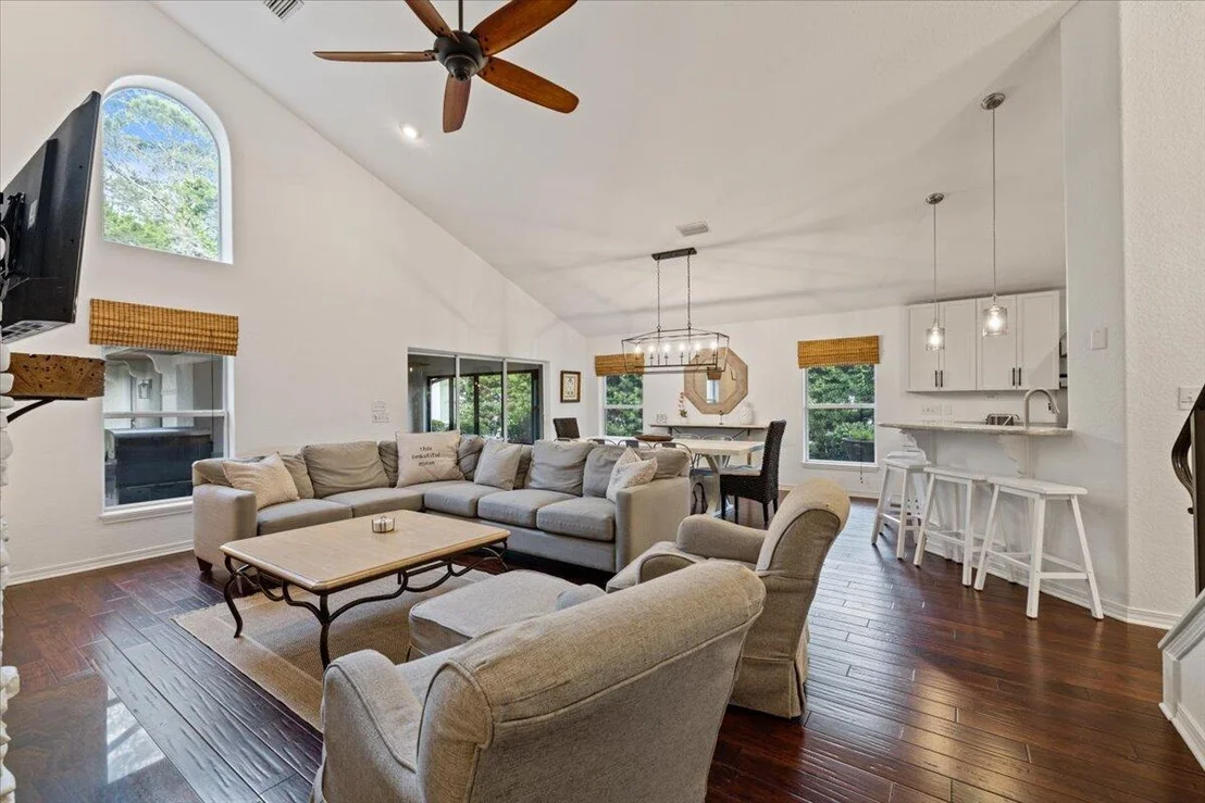 Photo of 4639 Paradise Isle