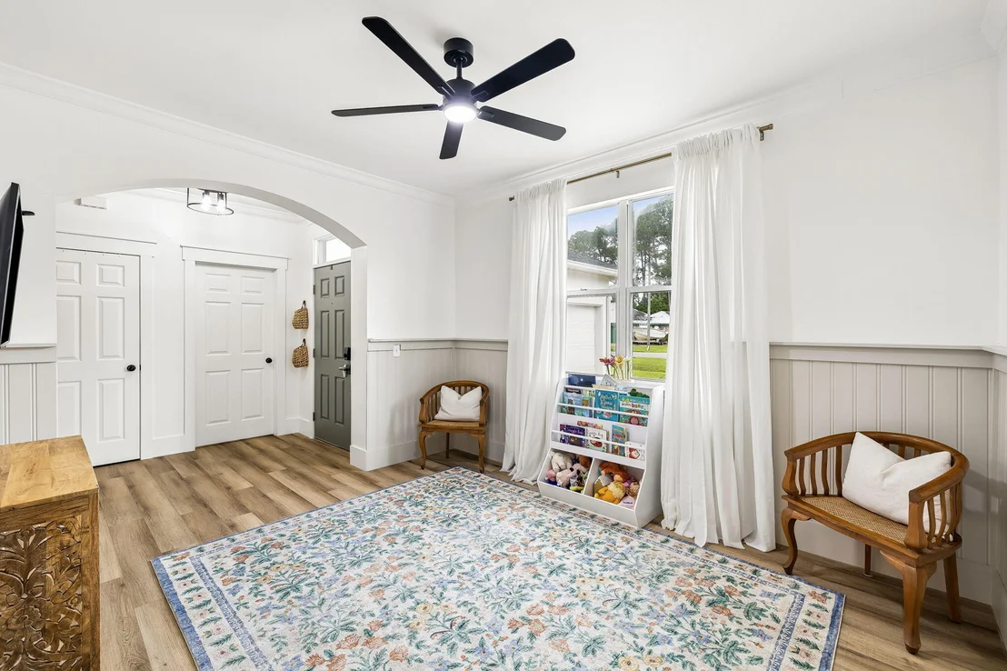 Photo of 1025 Forest Shore Drive