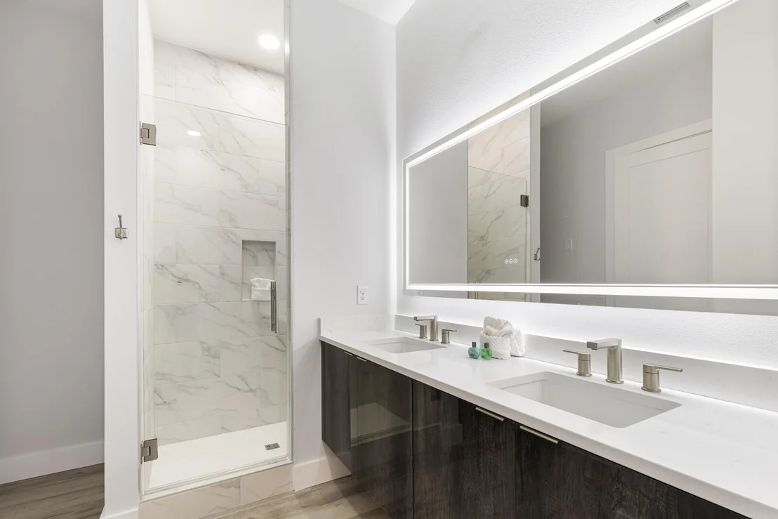 Photo of 39 Charlotte Avenue