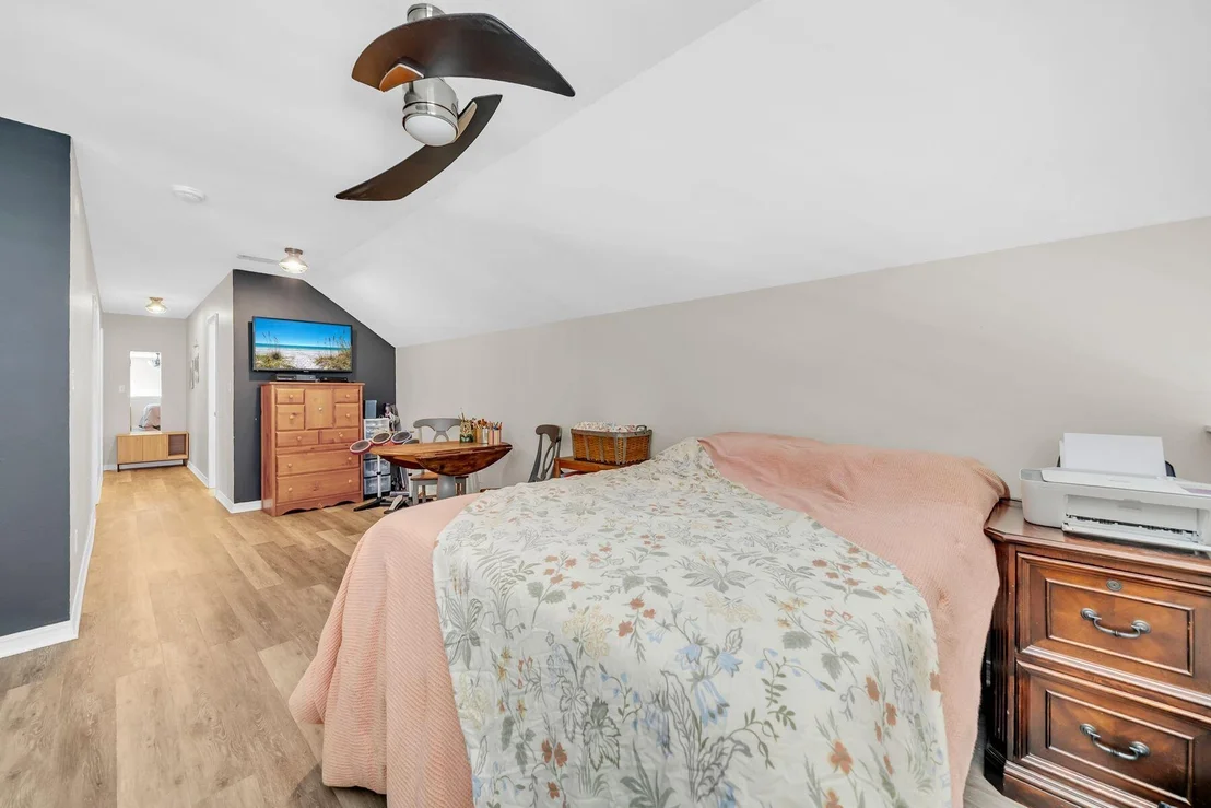 Photo of 4423 Windlake Drive