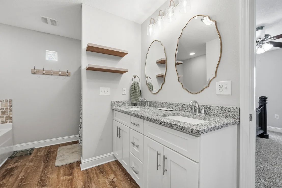Photo of 5302 Moore Loop