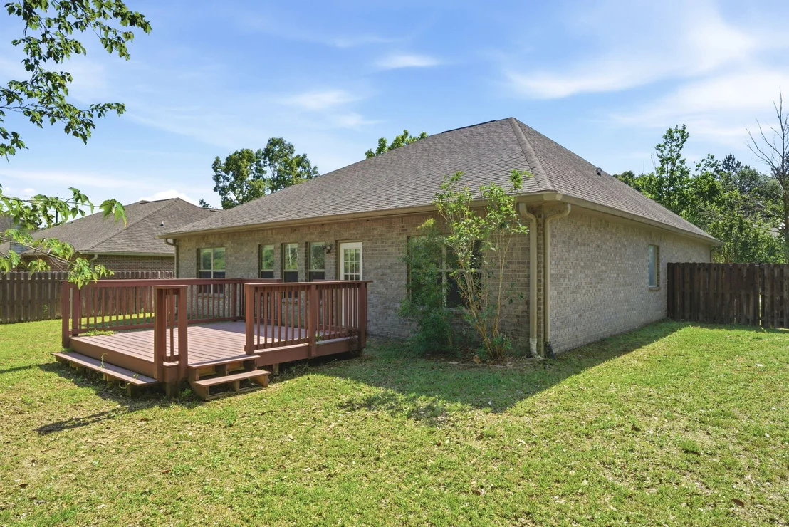 Photo of 106 Crab Apple Avenue