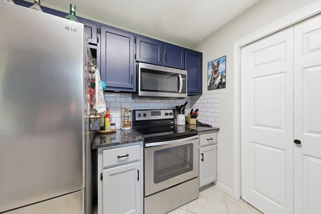 Photo of 2144 Estate Circle