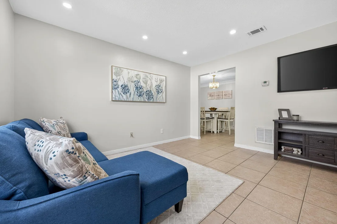 Photo of 150 Beach Drive