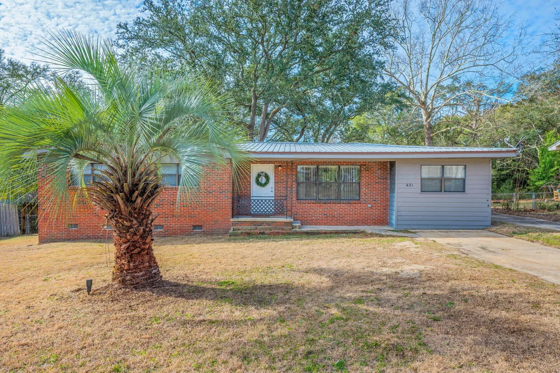 Photo of 431 Andrew Drive
