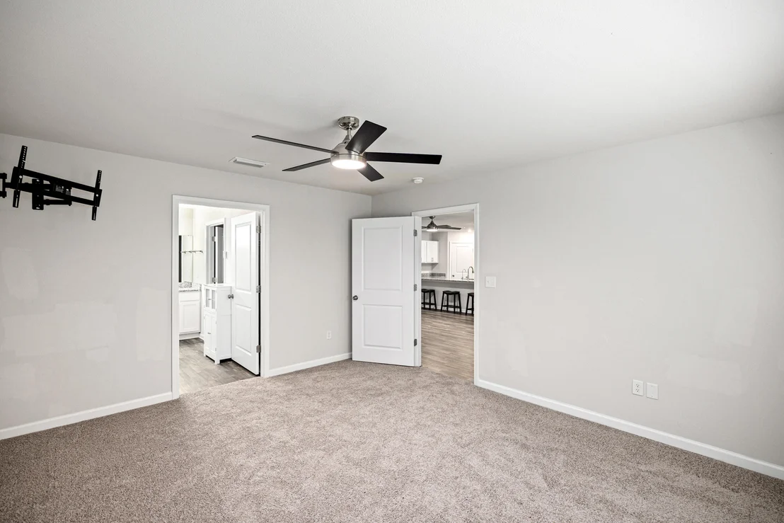 Photo of 460 Riverwalk Circle