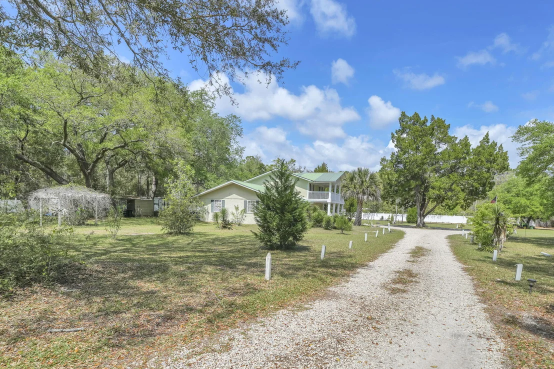 Photo of 223 Altman Road