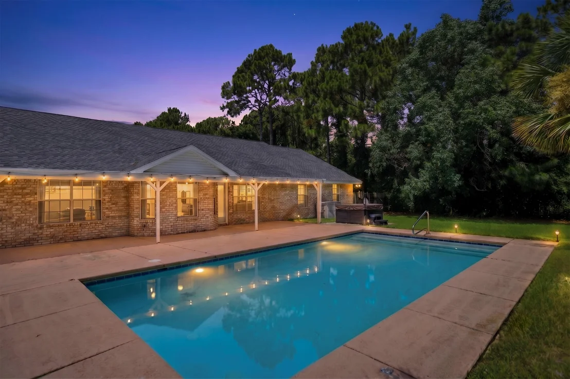 Photo of 2016 Candlewood Drive