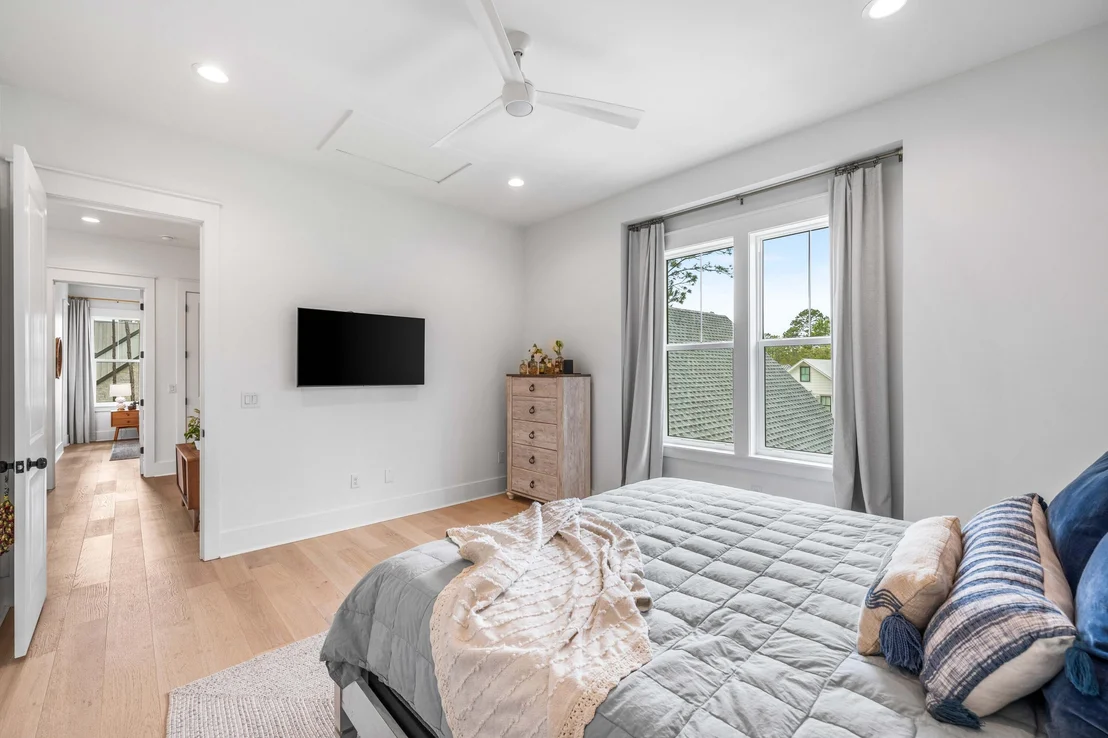 Photo of 489 Hideaway Circle