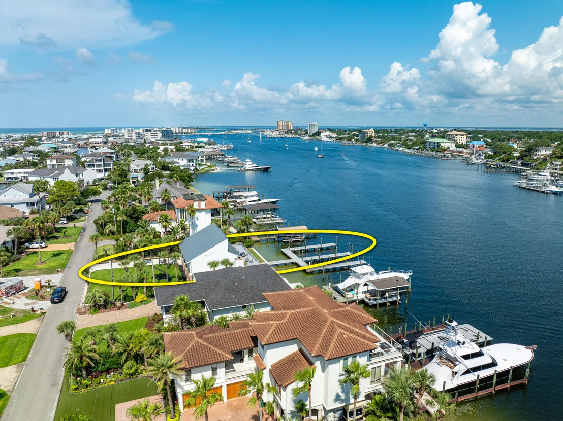 Photo of 611 Lagoon Drive