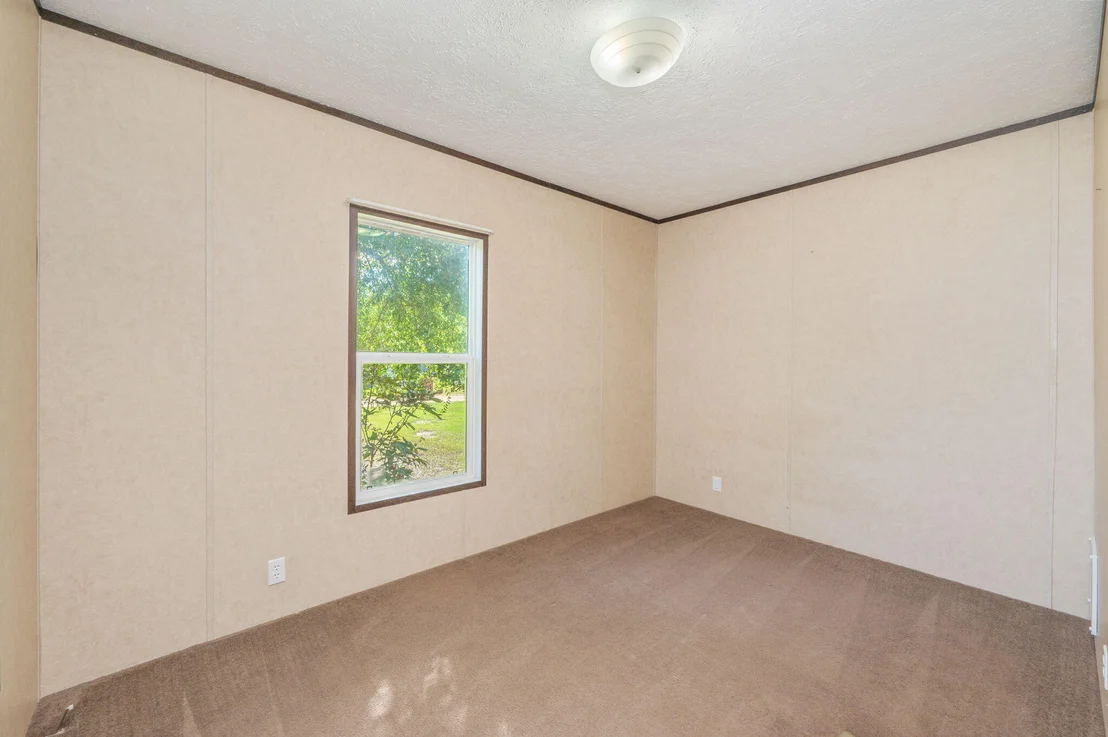 Photo of 5276 Third Avenue