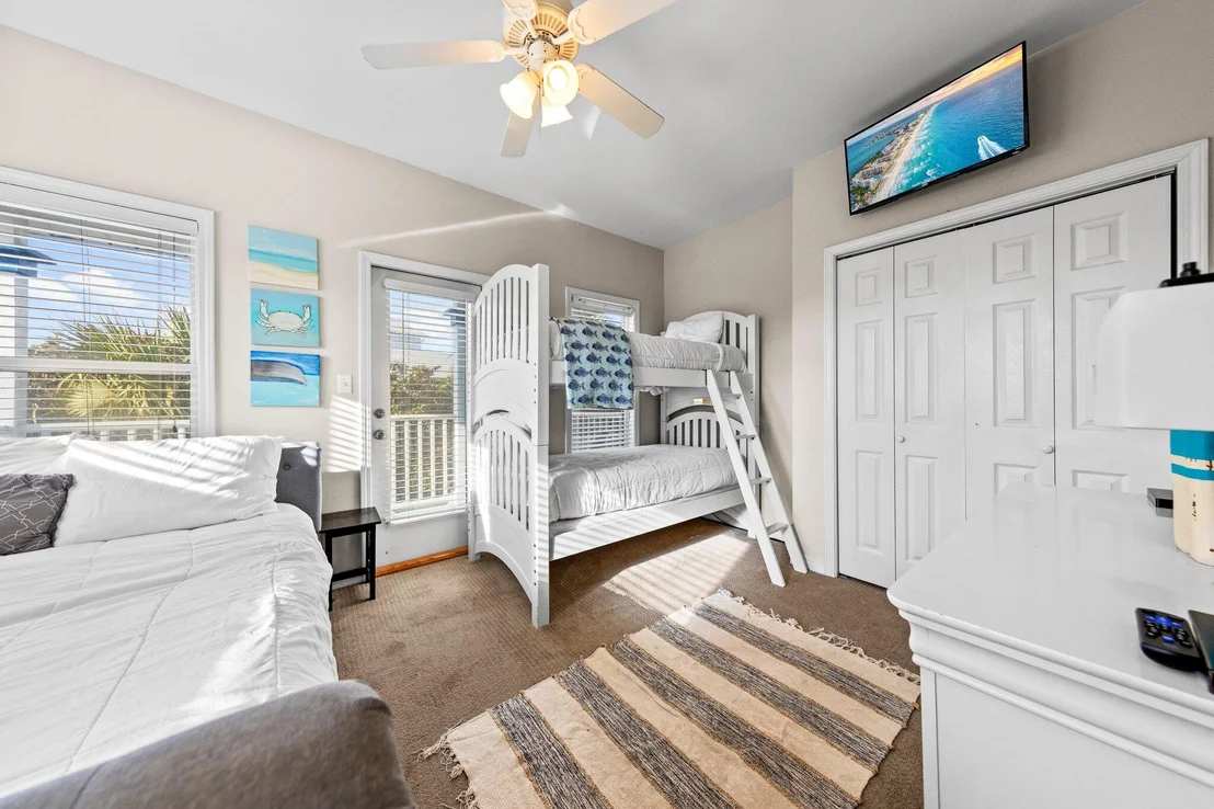 Photo of 156 Emerald Dunes Circle