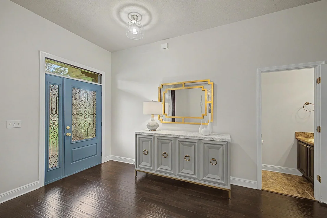 Photo of 9177 Iron Gate Boulevard