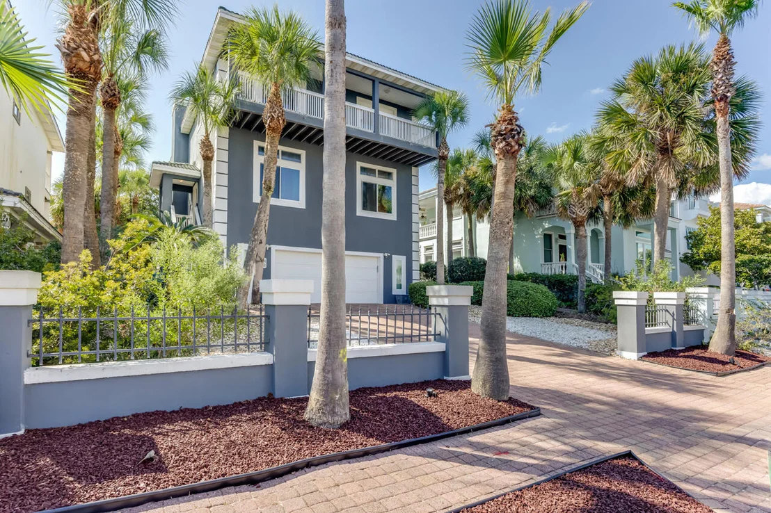 Photo of 48 Terra Cotta Way