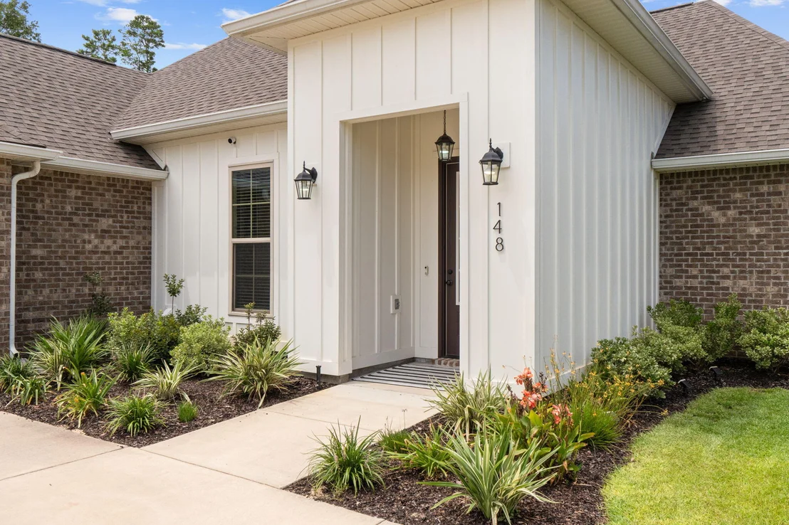 Photo of 148 Flora Lane