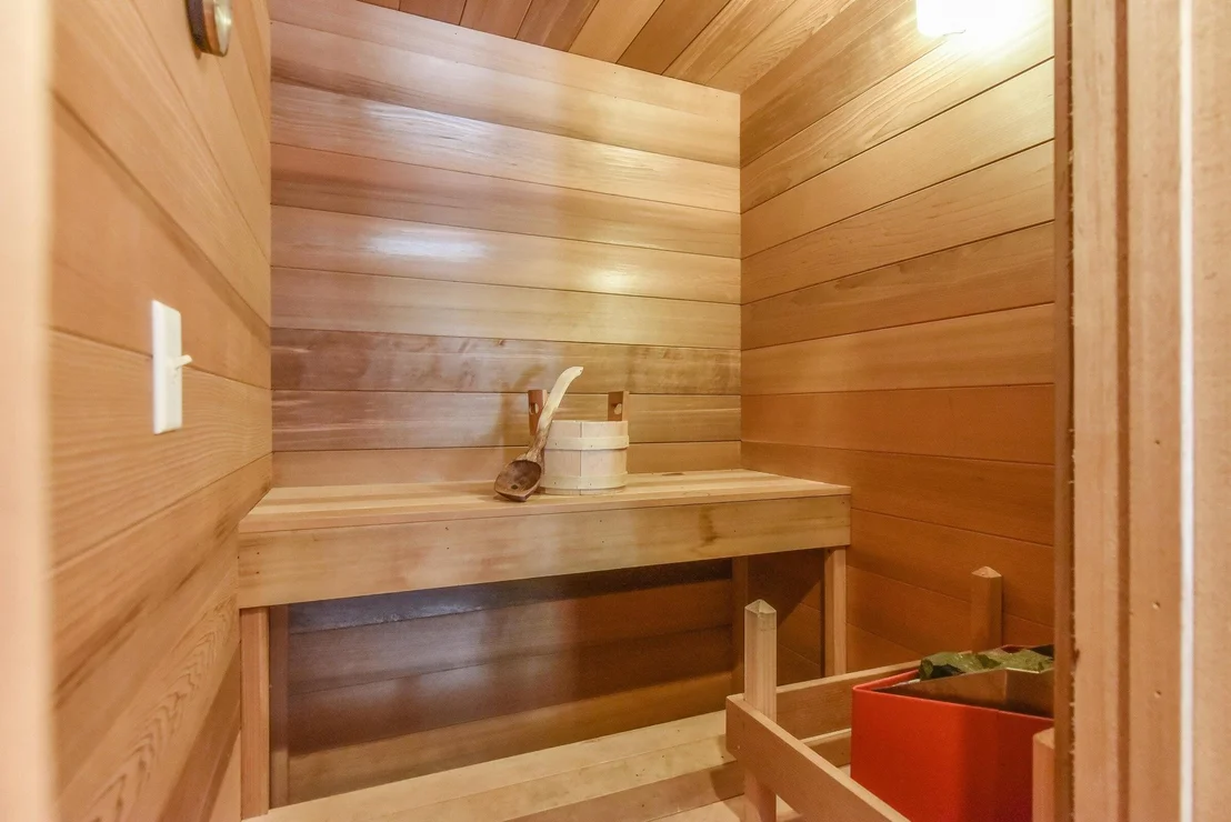 Photo of 100 Rue Martine
