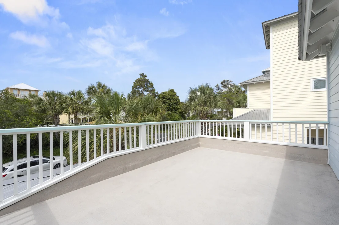 Photo of 124 Pointe Circle