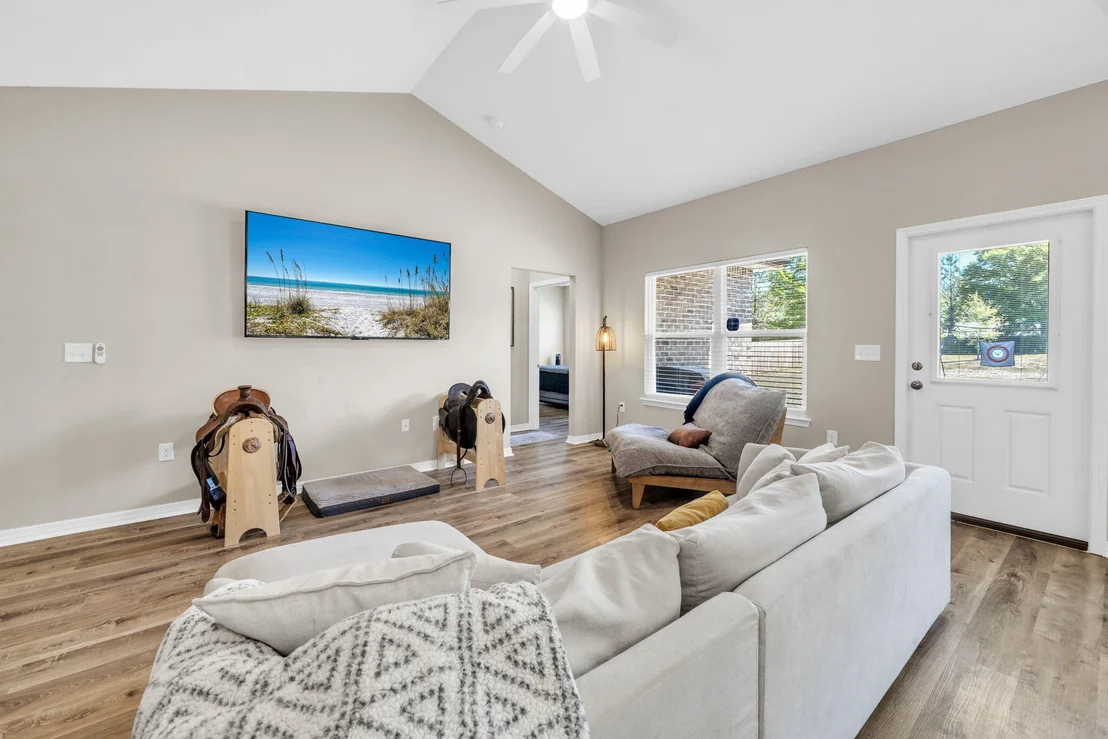 Photo of 6029 Sand Hill Road