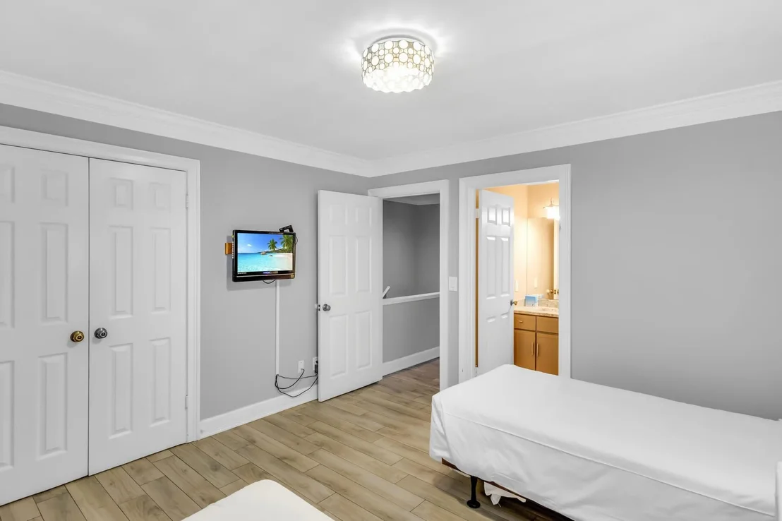 Photo of 5151 Beachwalk Circle