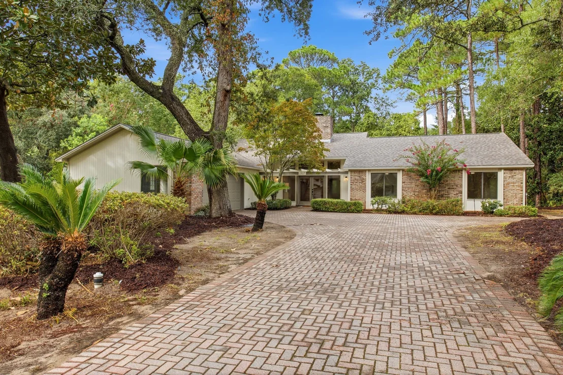 Photo of 1307 Windward Circle
