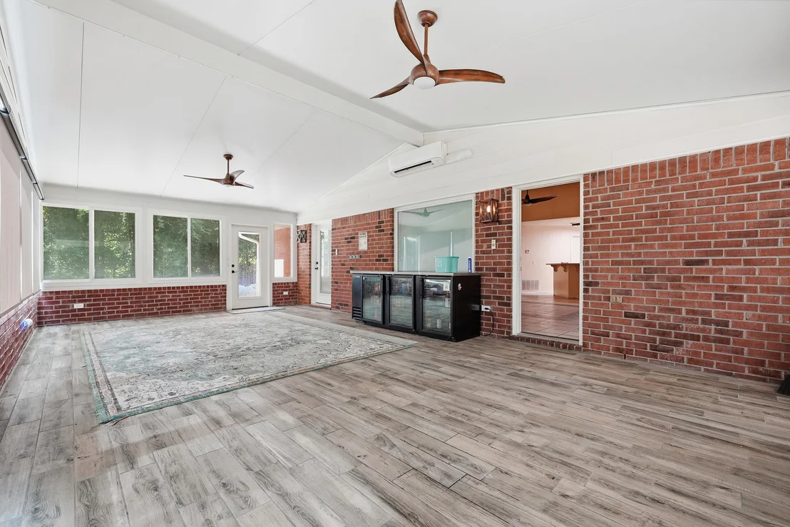 Photo of 2017 Candlewood Drive