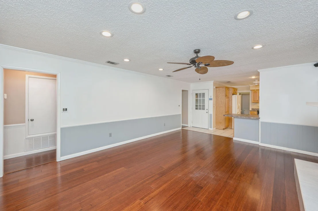 Photo of 5770 Wildwood Road