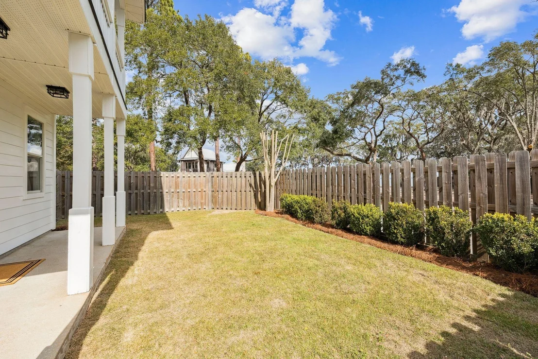 Photo of 48 Pine Tree Way