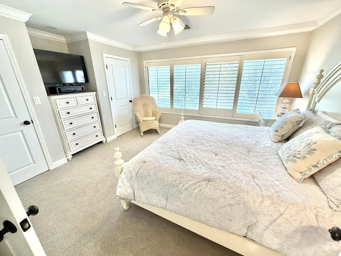 Photo of 5163 Beachwalk Drive